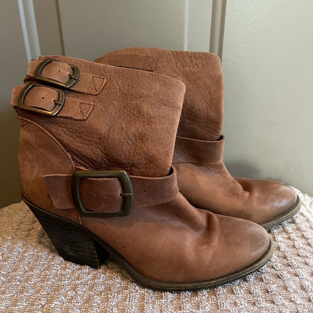 Lucky Brand booties